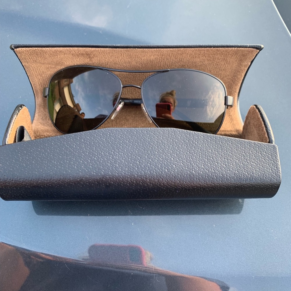 Men’s burberry sunglasses.